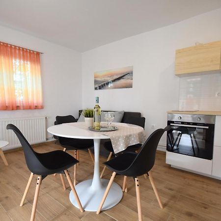 Apartments Julia Čižići Buitenkant foto