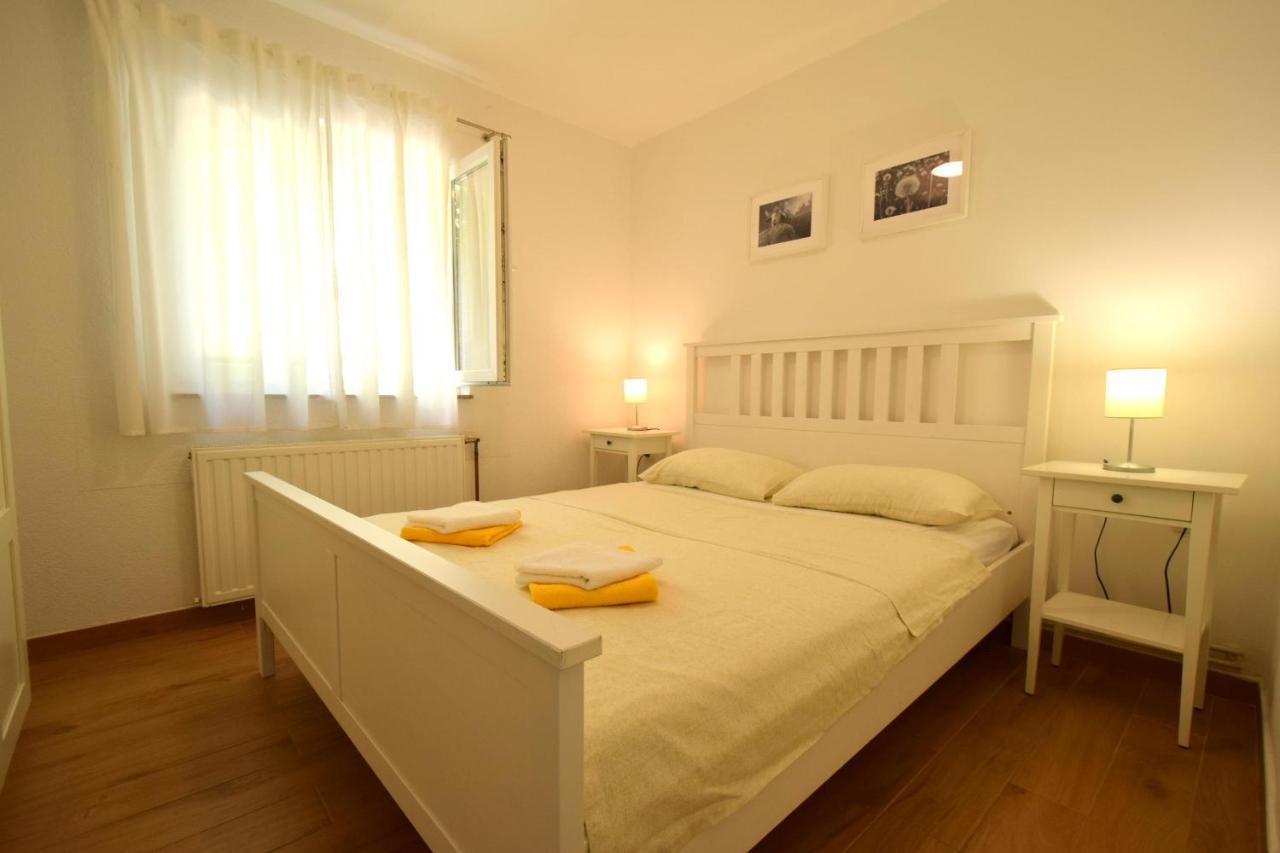 Apartments Julia Čižići Buitenkant foto