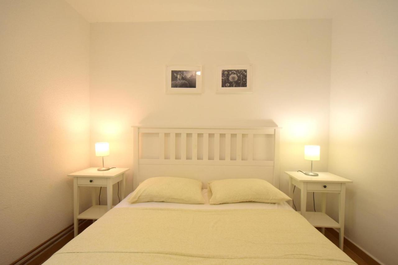 Apartments Julia Čižići Buitenkant foto